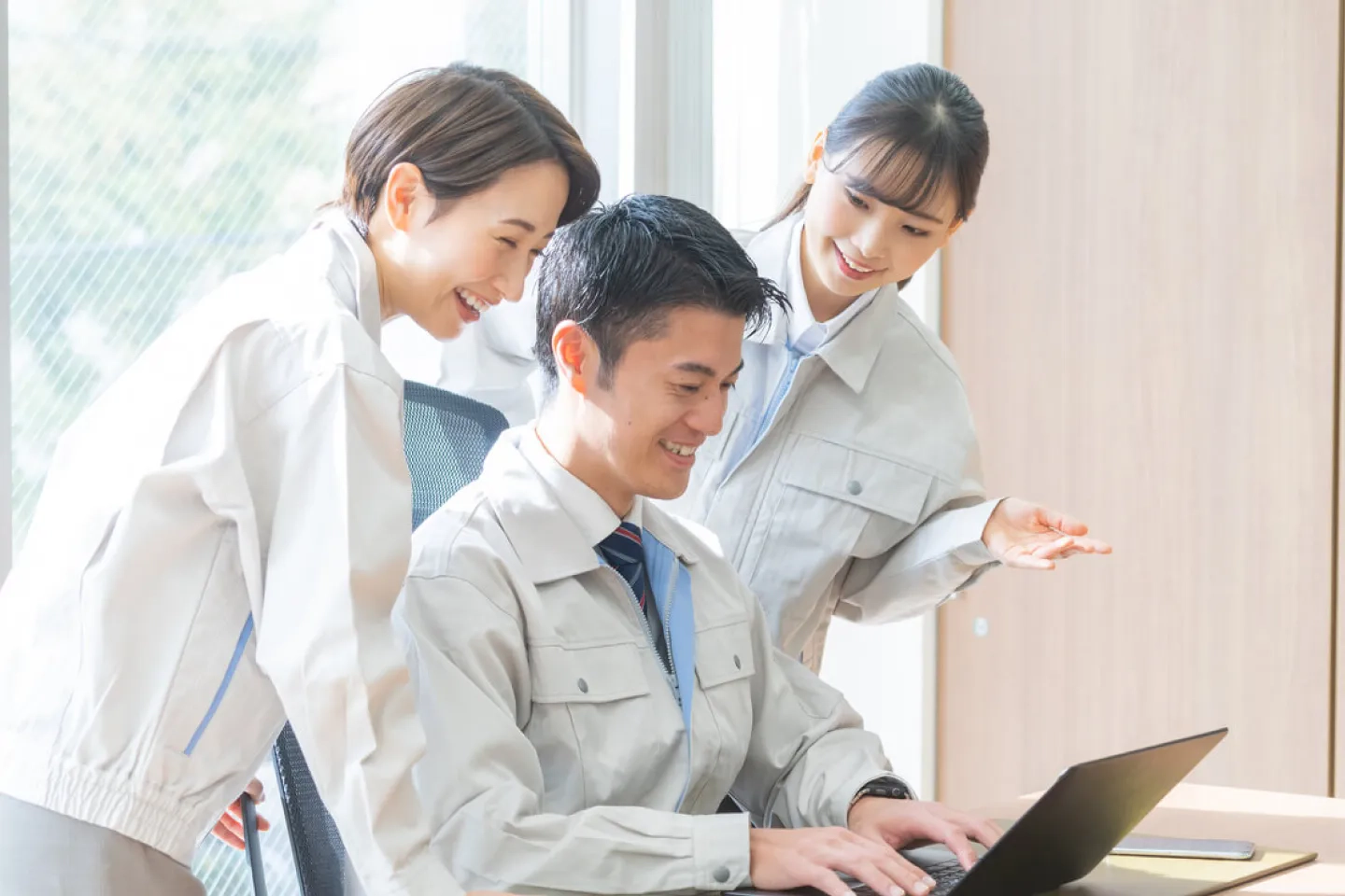 日本郵便の社員の写真